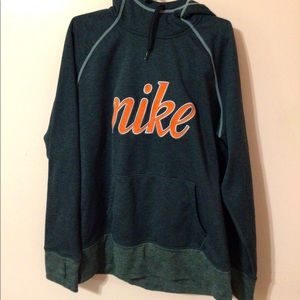 Nike, therma-fit hoodie, adult size XL